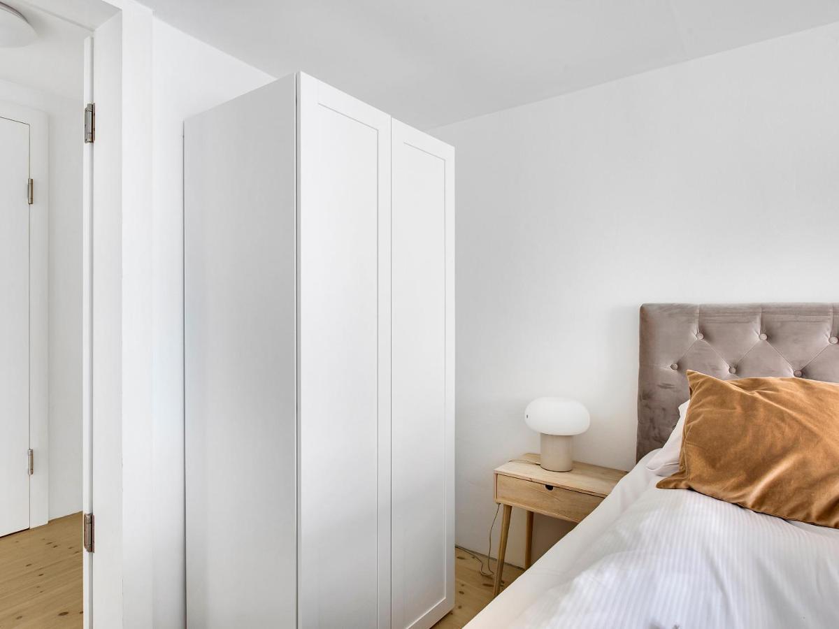Sanders Main - Endearing Two-bedroom Duplex With A Balcony Next To Magical Nyhavn Lejlighed København